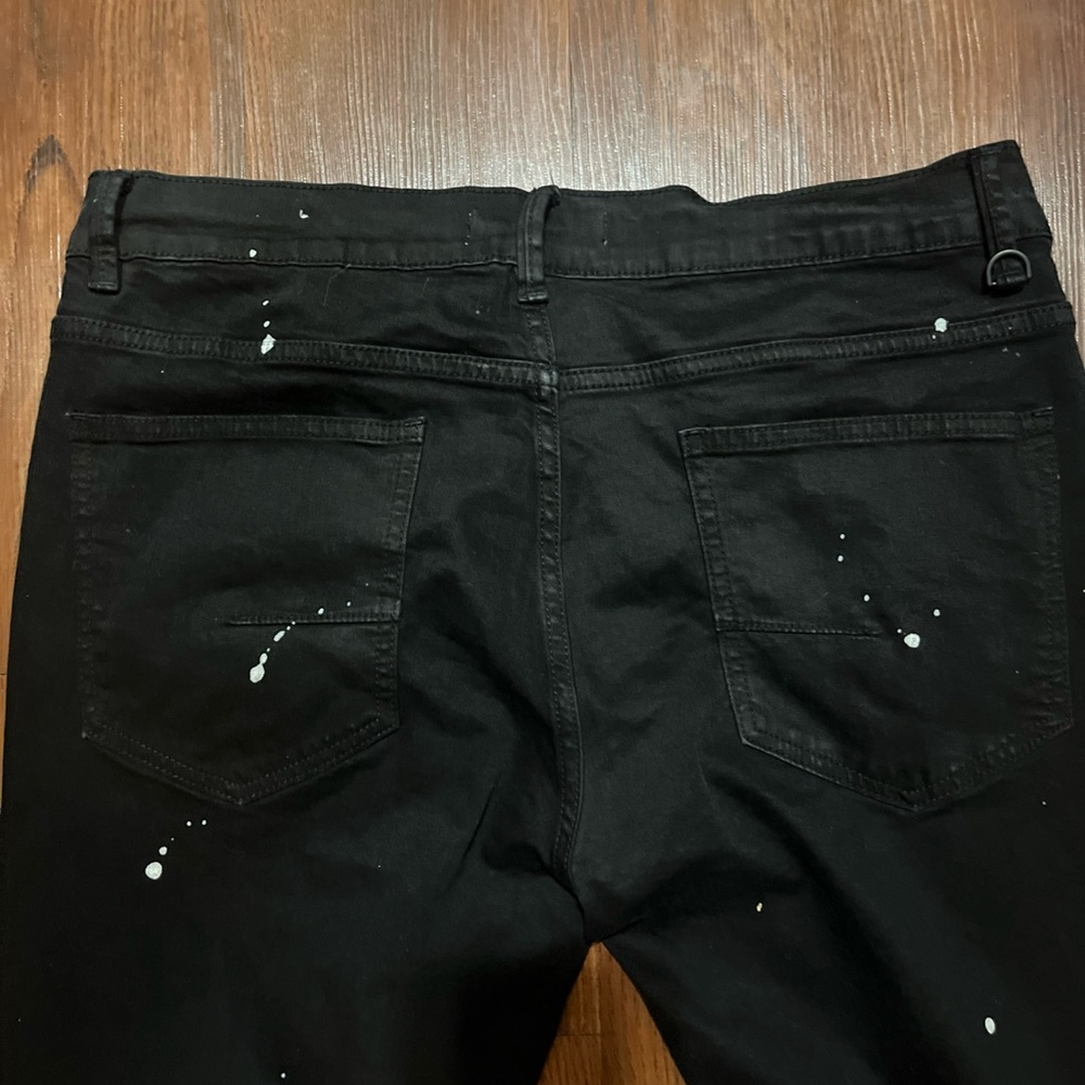 Serenade Men's Black Paint-Splash Skinny Jeans with Washed Gray Hem & Ankle Zipp - Picture 11 of 13